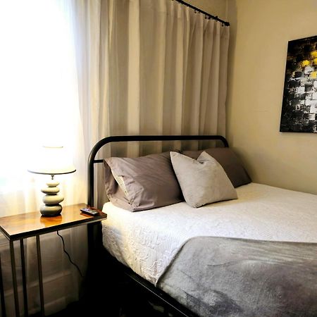 Charming! Near Cle Clinic/Uh/Cwru/Dwntwn W/Porch Vila Cleveland Exterior foto